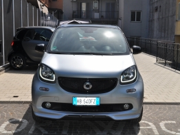 SMART FORFOUR ALL. BRABUS SILVER/NERO TEL.631