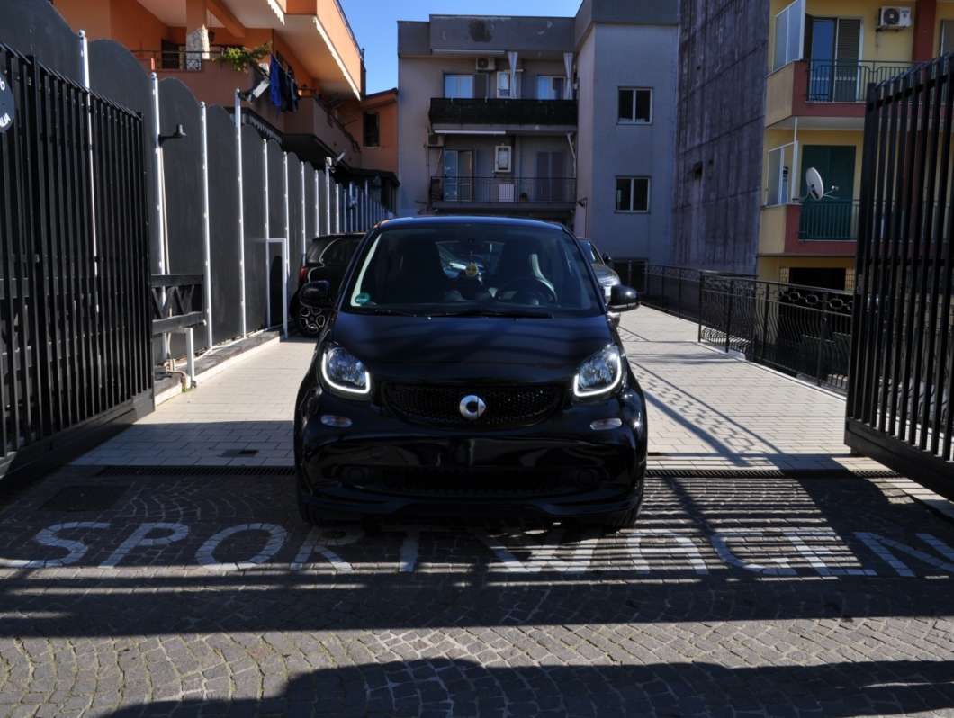 SMART FORTWO NERA TEL.909
